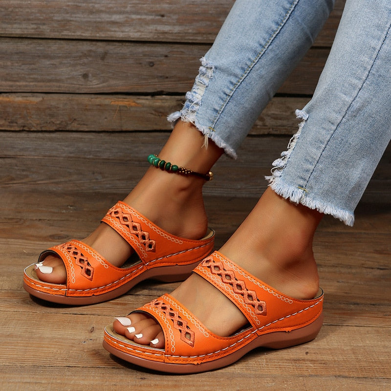 Amara™ Retroinspirerade ortopediska sandaler