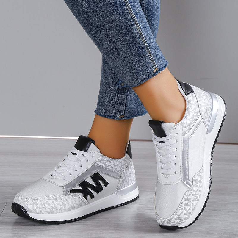 Mira Kline™ Signaturkomfortsneakers